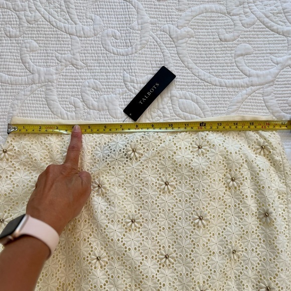 Talbots Cream Gold Lace Skirt With Flowers Size 10‎ NWT - Picture 4 of 12